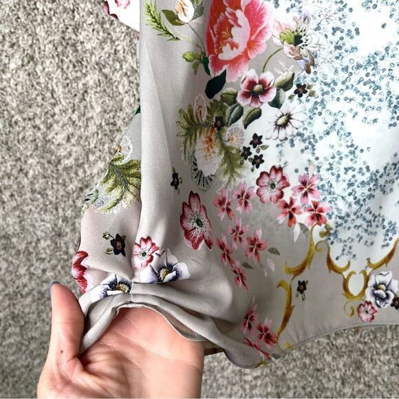 Badgley Mischka Top Women’s XS Pink & Gray Floral Print Short Bow Sleeve Blouse - Picture 4 of 7